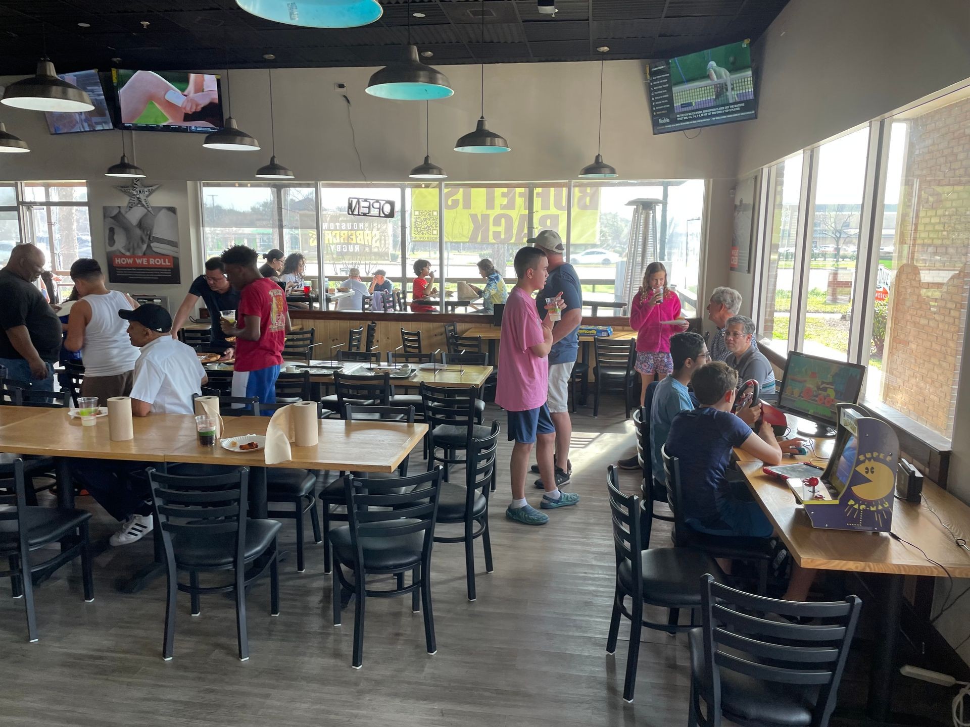 The Autism Dads Social Club hosted a gaming event at Double Dave's Pizza for tweens and teens.