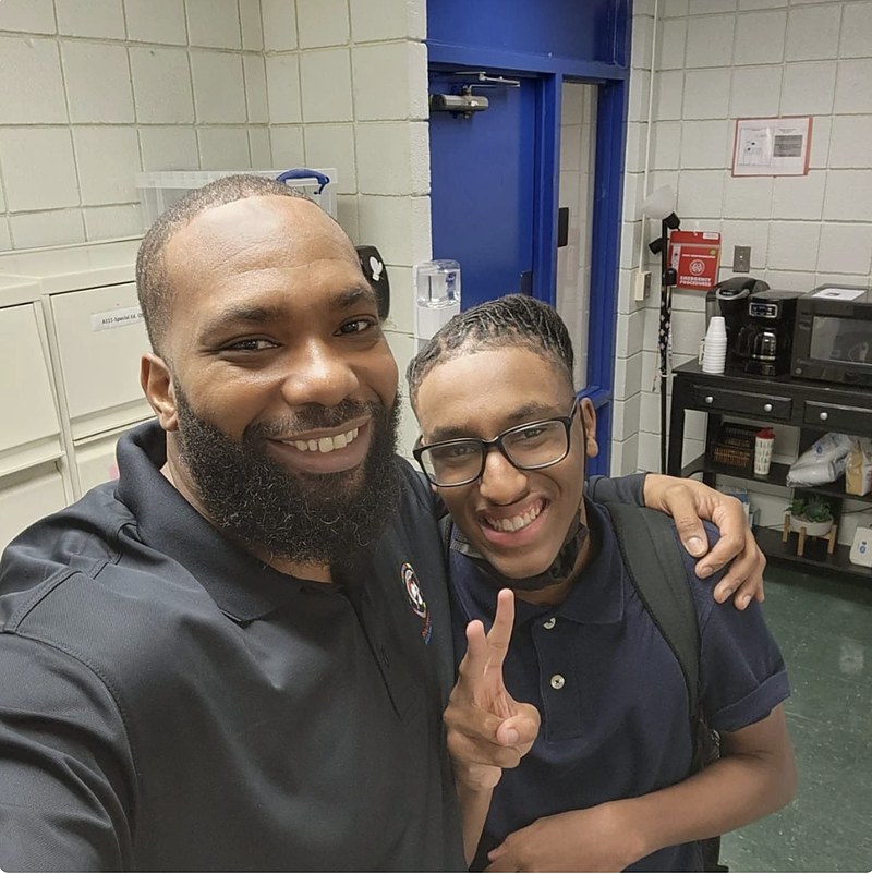 DeAndrae Hinton with his son